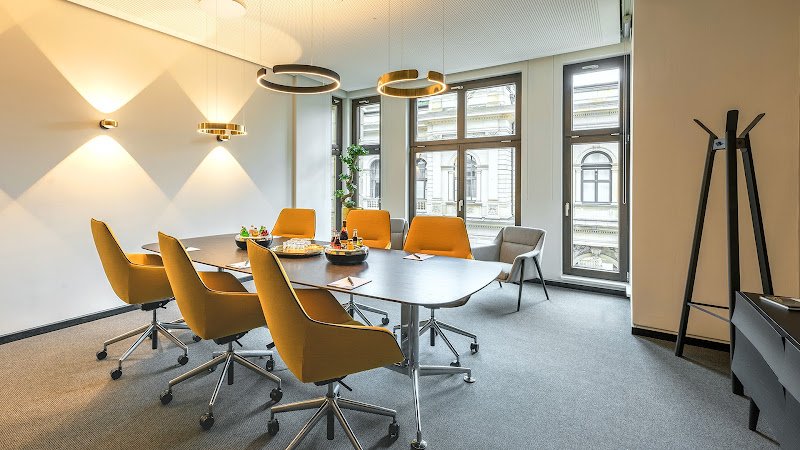 CONTORA Office Solutions · Hamburg · Alter Wall coworking space in Hamburg, Germany 1