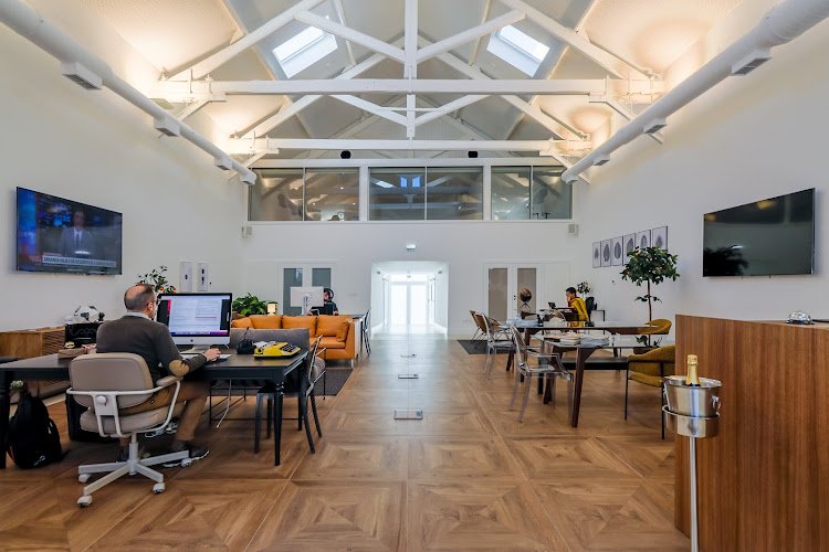 ARTIGA CENTER coworking space in Vila Nova de Gaia, Portugal 1
