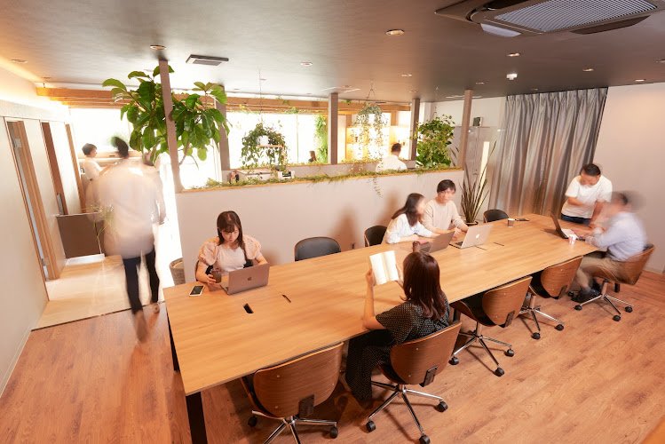 A-LOUNGE コワーキングスペース coworking space in Yokohama, Japan 1