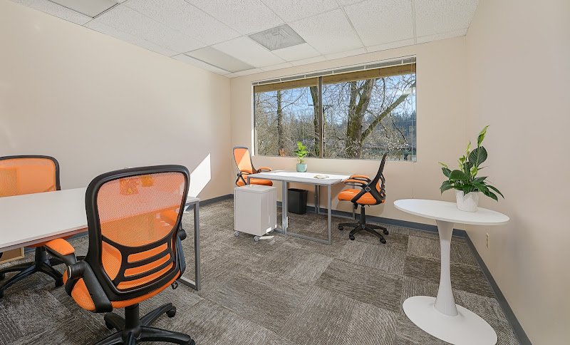 BIZ CUBE coworking space in Gladstone, United States of America 1
