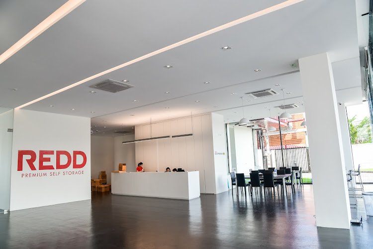 REDD Premium Self Storage coworking space in Suan Luang, Thailand 1