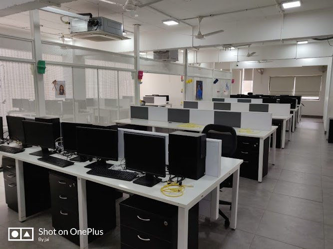 NOMADS daily huddle coworking space in Bengaluru, India 1