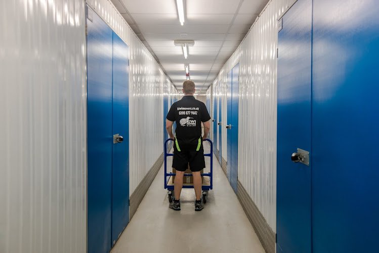 Kiwi Storage - West Molesey coworking space in West Molesey, United Kingdom of Great Britain and Northern Ireland 1
