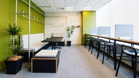 ワークスタイリング仙台 coworking space in Sendai, Japan 1