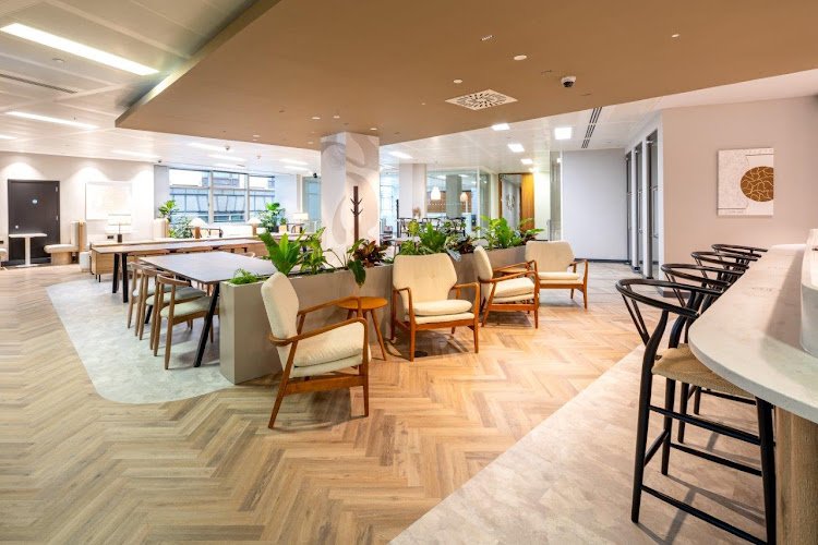 Landmark Office Space - 99 Bishopsgate coworking space in London, United Kingdom of Great Britain and Northern Ireland 1