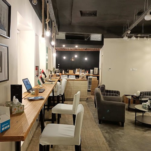 Lama Café Coworking Space - لمَّة كافيه coworking space in AE, United Arab Emirates 1
