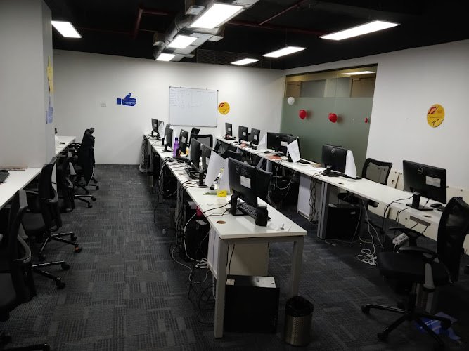 AccessWork Mindspace Malad Serviced Offices coworking space in Mumbai, India 1