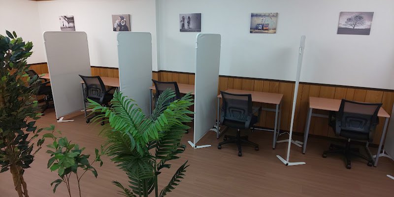 SaCuLa 芦花公園 コワーキングスペース 自習室 24時間 coworking space in Suginami City, Japan 1
