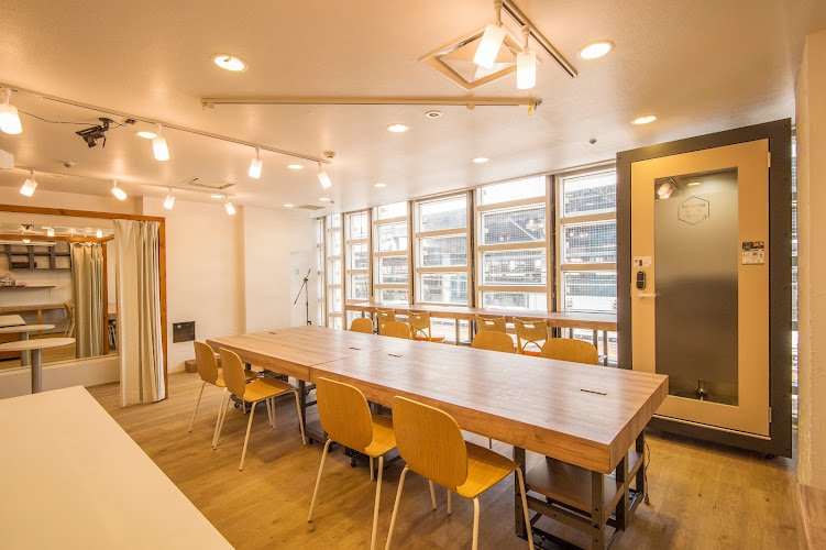 ニュー新橋コワーキング coworking space in Minato City, Japan 1