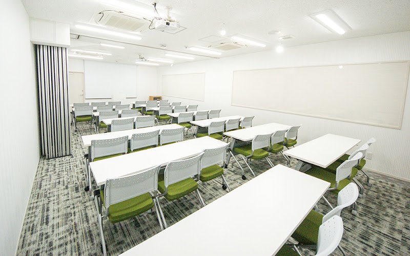 Furekushiitami coworking space in Itami, Japan 1