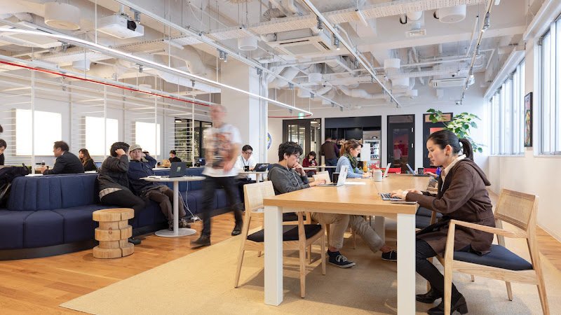 WeWork Nogizaka coworking space in Minato City, Japan 1