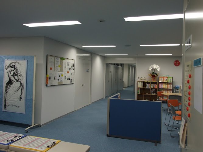 インキュベーションオフィスIBIC coworking space in Imabari, Japan 1