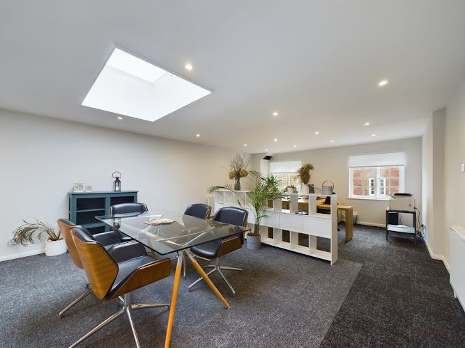 Listed Spaces Ltd coworking space in High Wycombe, United Kingdom of Great Britain and Northern Ireland 1