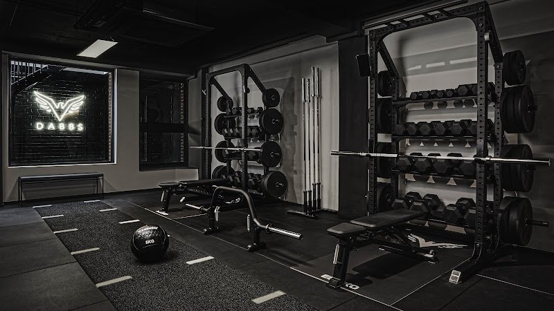 Dabbs Fitness – Private Personal Training Mayfair coworking space in London, United Kingdom of Great Britain and Northern Ireland 1