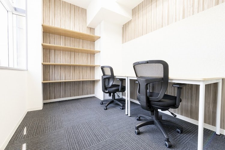 BIZcomfort神戸旧居留地 coworking space in Kobe, Japan 1