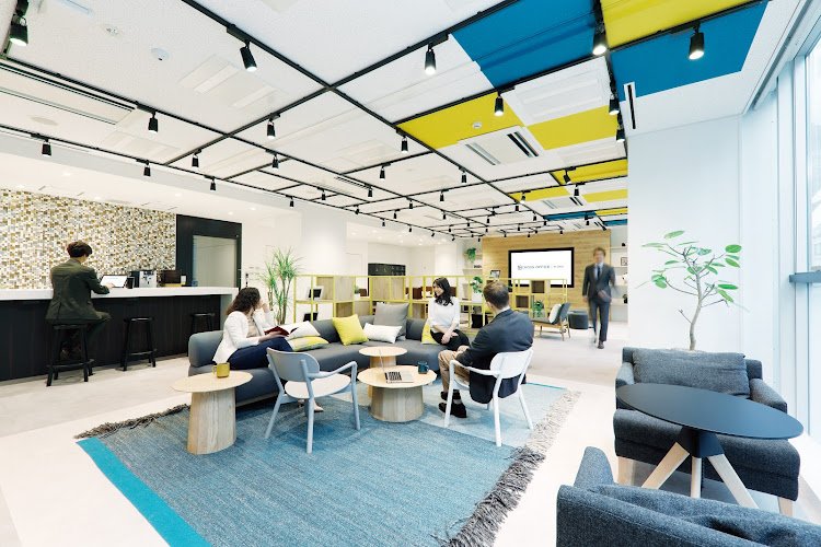 Cross Office Uchisaiwaichō coworking space in Minato City, Japan 1