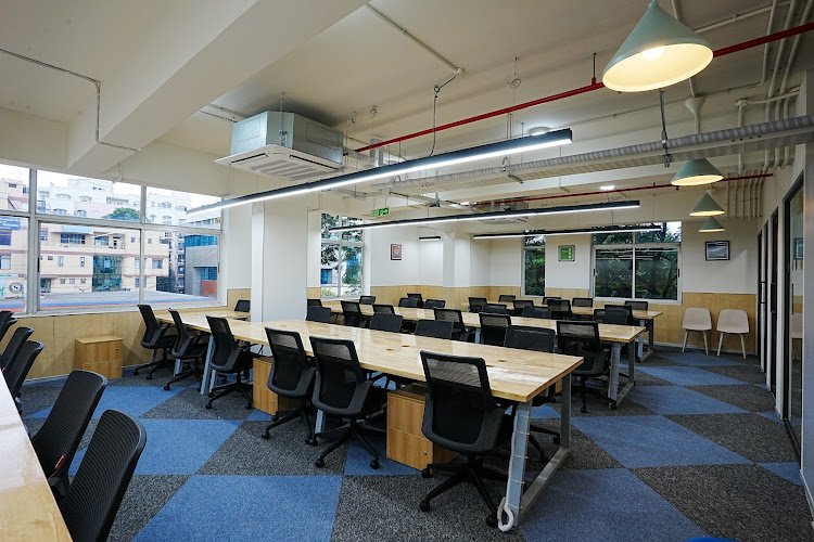 BHIVE Platinum Old Airport Road, Indiranagar coworking space in Bengaluru, India 1