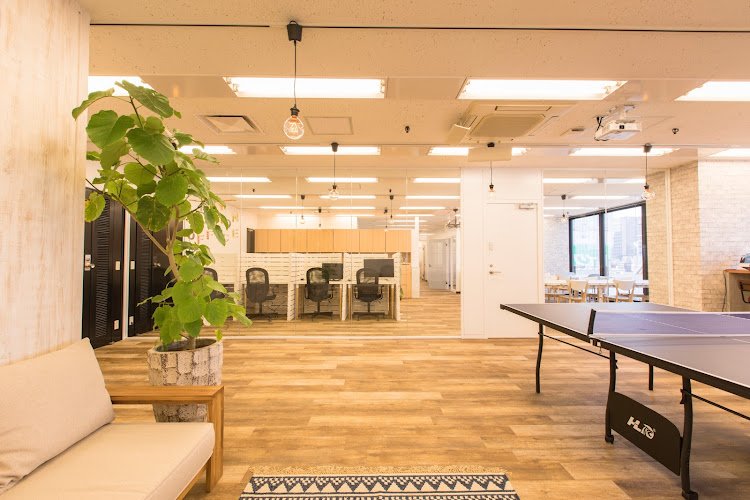 LiFEREE WORK Shinbashi coworking space in Minato City, Japan 1