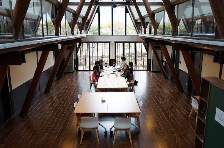 Fujimi Mori-no-office coworking space in Fujimi, Japan 1