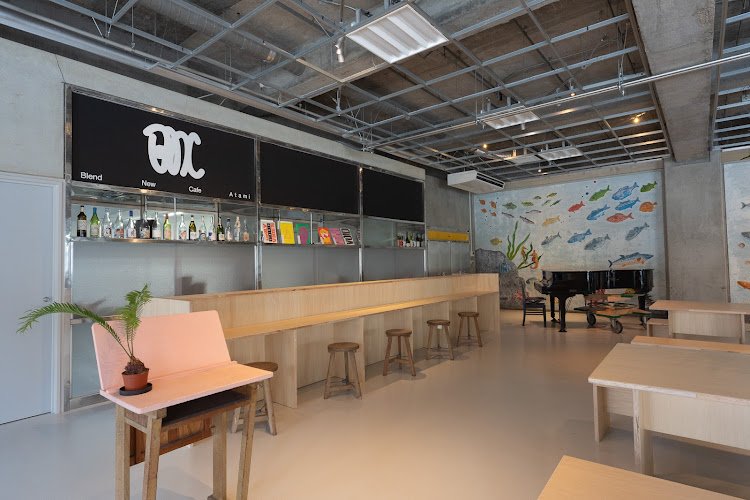 AJIRO MUSUBI(旧網代小学校) coworking space in Atami, Japan 1