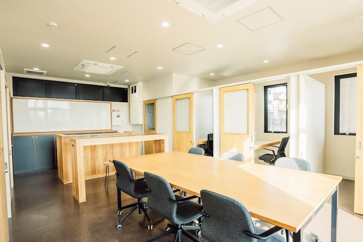 SHARE DEPARTMENT coworking space in Kyoto, Japan 1