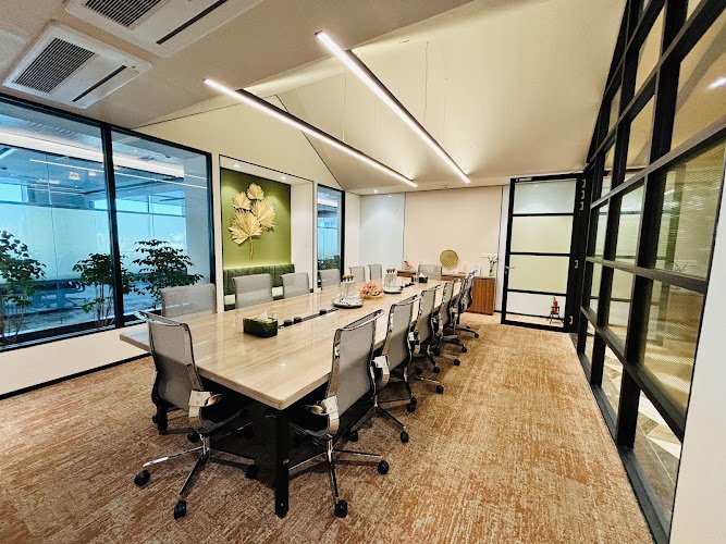 CorporatEdge - Prestige Trade Tower Bengaluru | Premium Serviced Offices, Meeting rooms, Virtual & Co-working spaces coworking space in Bengaluru, India 1