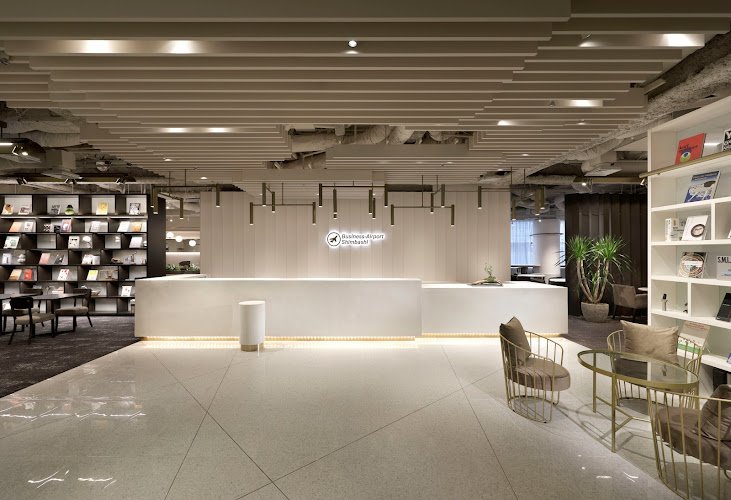 Business Airport Shinbashi coworking space in Minato City, Japan 1