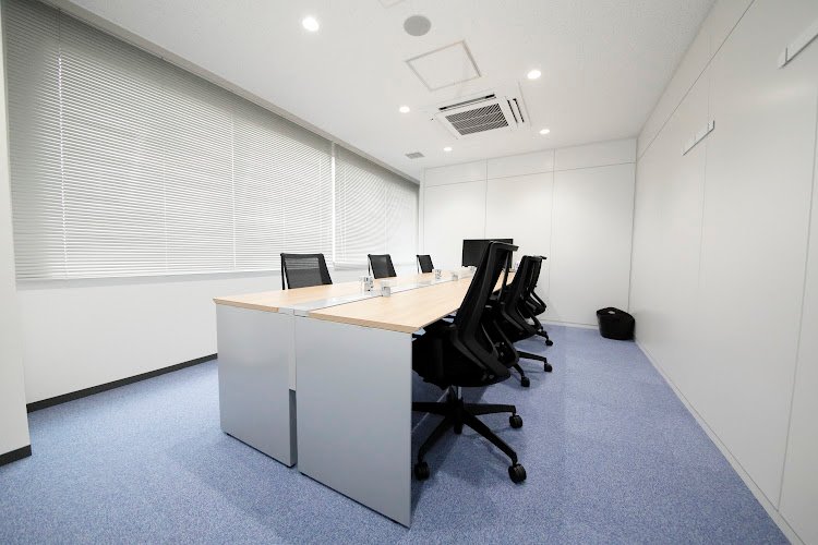 ジザイ 巣鴨 coworking space in Toshima City, Japan 1
