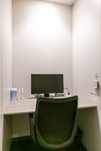 ジザイ 三宮 coworking space in Kobe, Japan 1
