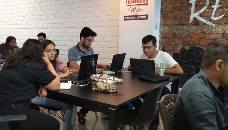 Divine Hub coworking space in Mumbai, India 1
