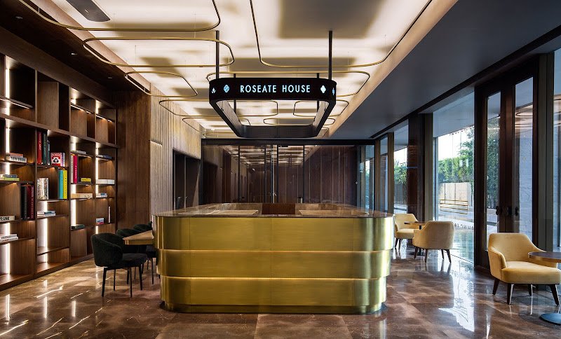 Upstage Club coworking space in New Delhi, India 1