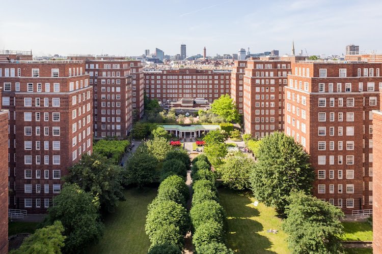 Corporate Living - Dolphin Square coworking space in London, United Kingdom of Great Britain and Northern Ireland 1