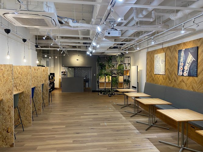 CO-WORKING&JAZZCLUB EXPRESSION coworking space in Chiyoda City, Japan 1