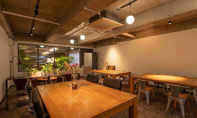IPIAS Aoyama coworking space in Minato City, Japan 1