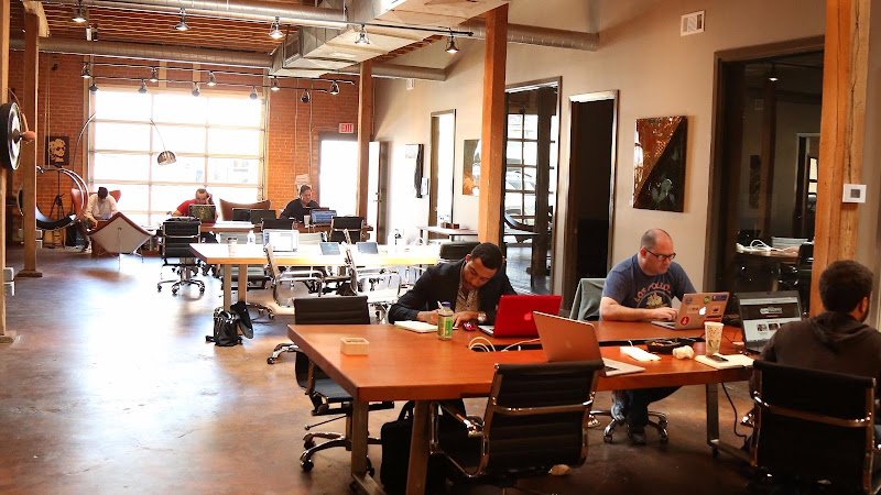 GeniusDen coworking space in Dallas, United States of America 1