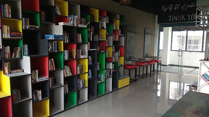 Kitabi Chai Cafe and Book Store coworking space in Pune, India 1