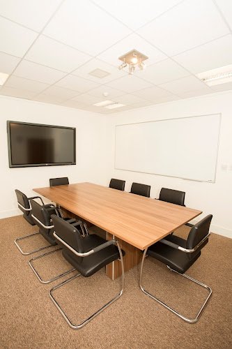 Glasgow Meeting Room - Bizquarter coworking space in Glasgow, United Kingdom of Great Britain and Northern Ireland 1