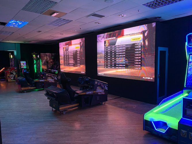 High Score Arcades Farnborough coworking space in Farnborough, United Kingdom of Great Britain and Northern Ireland 1
