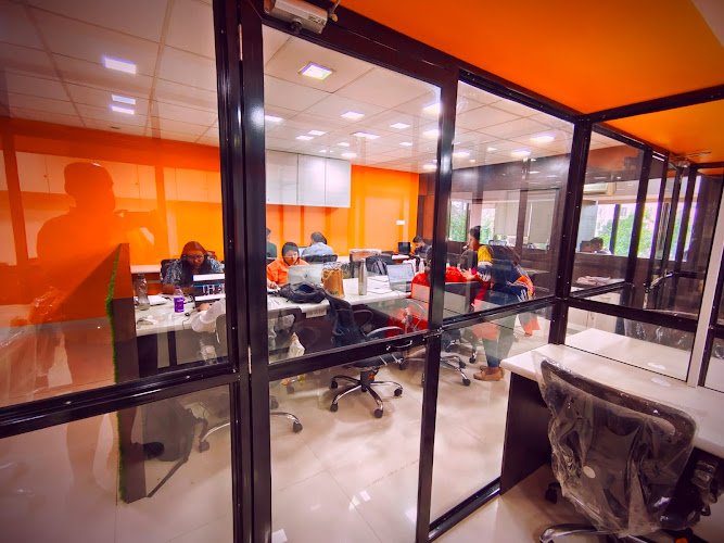 Toutle Space Coworking | Goregaon West | Corporate Arena coworking space in Mumbai, India 1