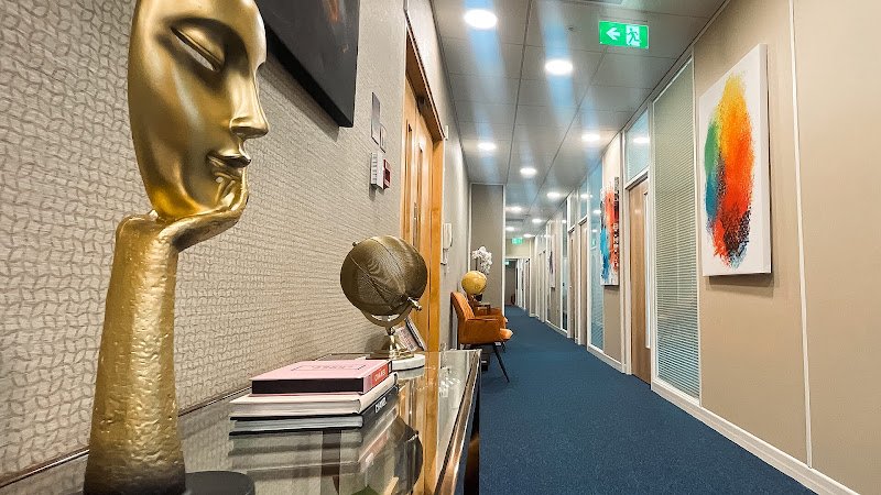 The Brentano Suite Elstree Luxury Serviced Offices & Meeting Rooms coworking space in Borehamwood, United Kingdom of Great Britain and Northern Ireland 1