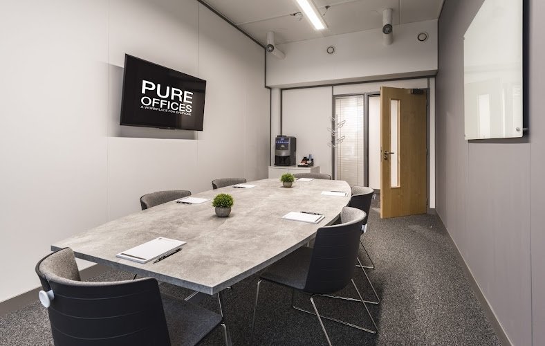 Pure Offices Leeds Thorpe Park coworking space in Leeds, United Kingdom of Great Britain and Northern Ireland 1