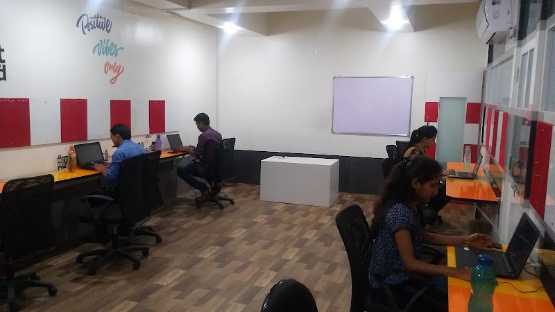 Supreme Center Aundh coworking space in Pune, India 1