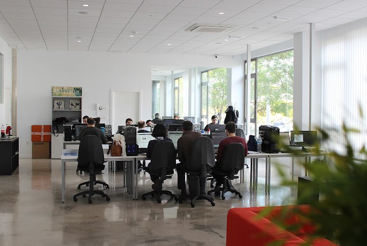 LarCOsta Working coworking space in Elche Parque Industrial, Spain 1