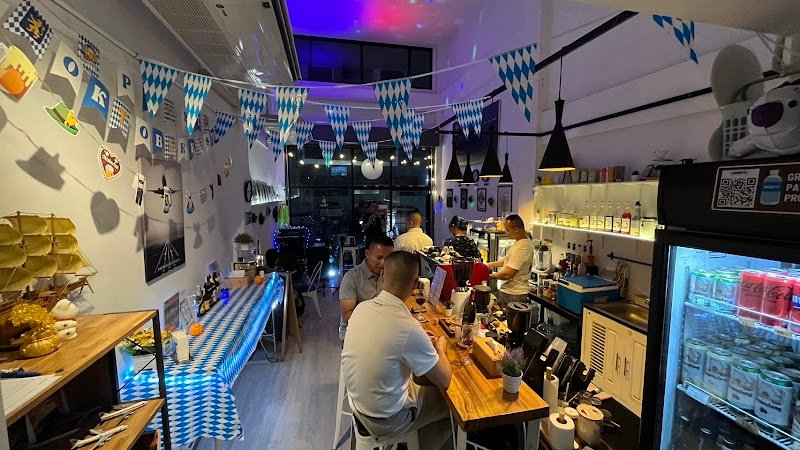 Runway Coffee & Bar coworking space in Lam Luk Ka District, Thailand 1