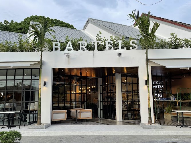 BARTELS Bang Tao - Sourdough Sandwiches, Coffee & Juicery coworking space in Thalang District, Thailand 1