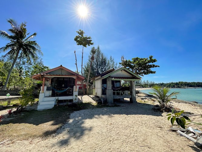 Beachub coworking space in Srithanu, Thailand 1