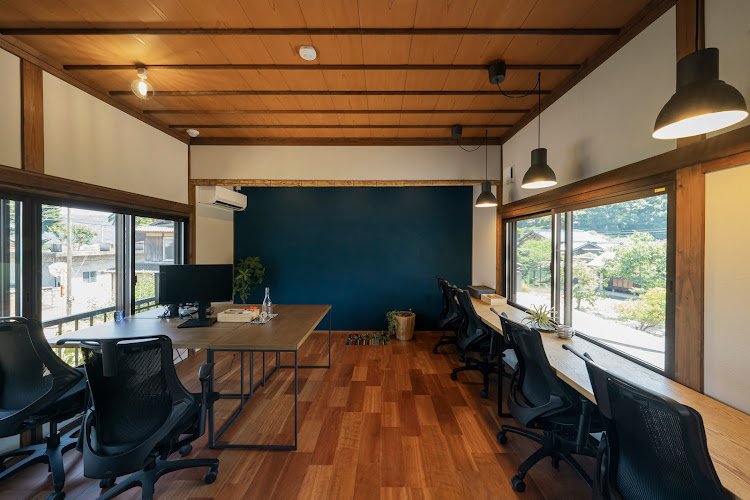 島のコワーキングスペース | オオミシマスペース KOYA coworking space in Imabari, Japan 1