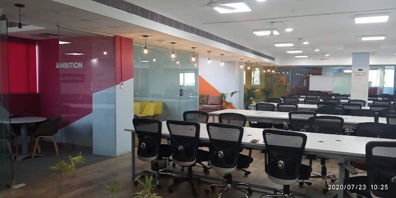 Funda Spaces Hosur Road coworking space in Bengaluru, India 1
