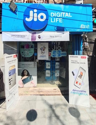 My Jio Store coworking space in Delhi, India 1
