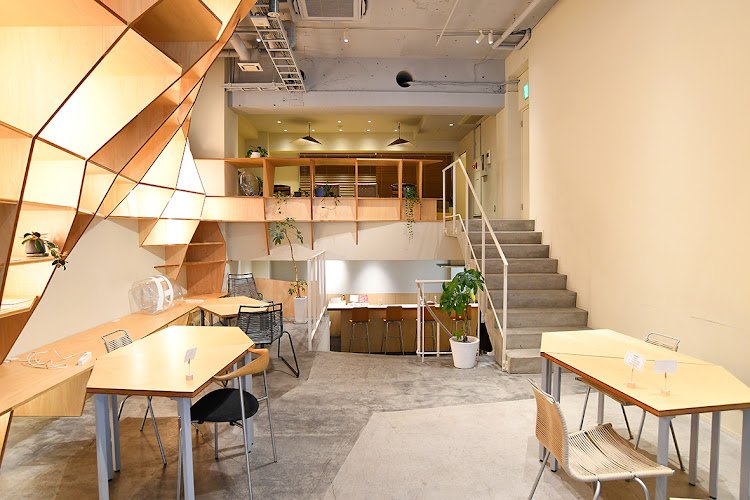 BIRTH LAB / WORK coworking space in Minato City, Japan 1